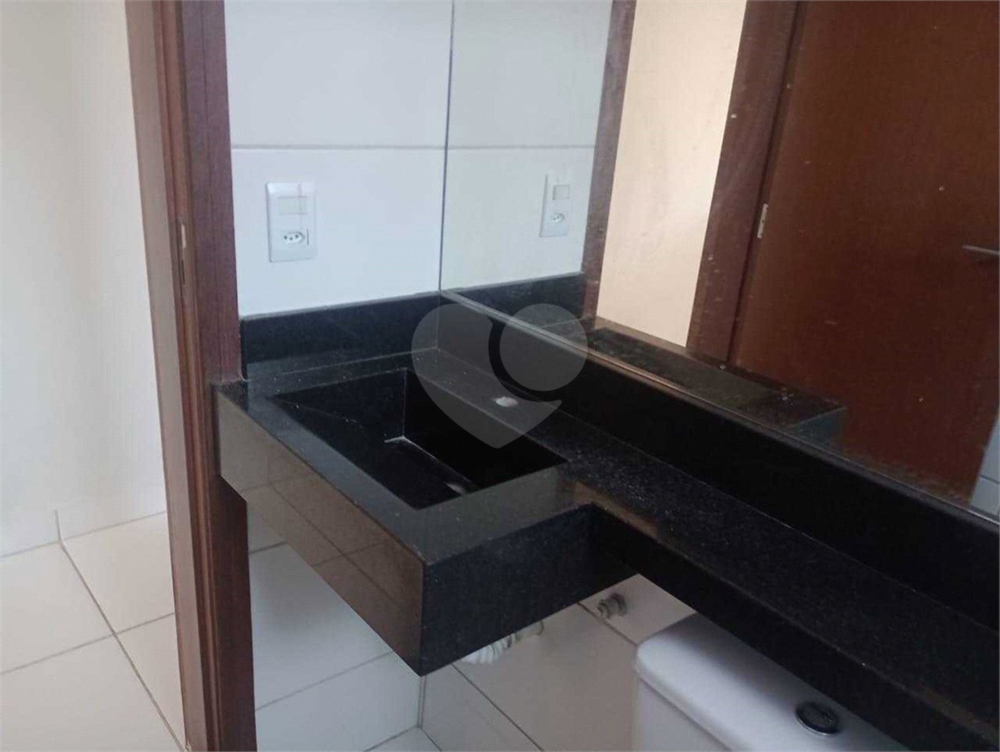 Casa à venda com 2 quartos no condomínio Villa Savoia, Sorocaba - SP