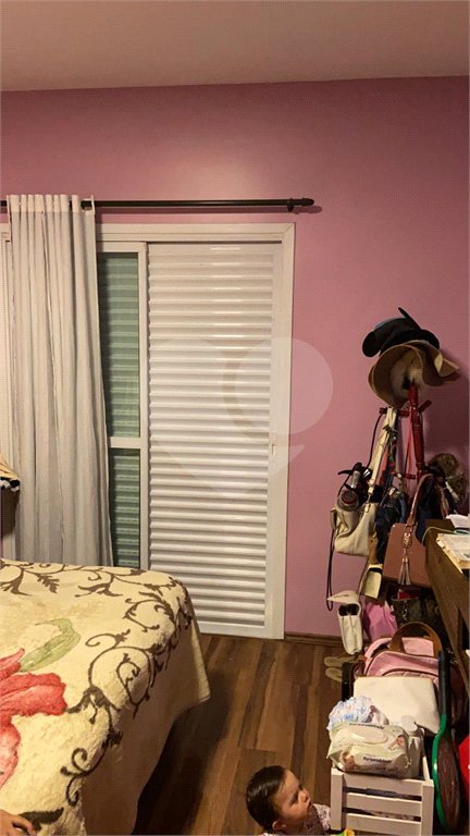 Sobrado à venda com 3 quartos, sendo 1 suíte,  em Parque Continental II, Guarulhos, SP
