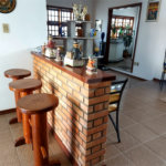 Sobrado à venda com 5 quartos, sendo 4 suítes, em Santa Rosa, Vinhedo, SP