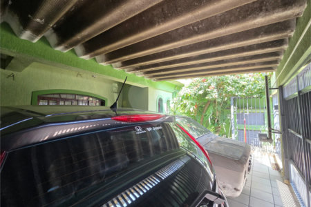 Casa à venda com 4 quartos, sendo 1 suíte, em Vila Paulo Silas, São Paulo, SP