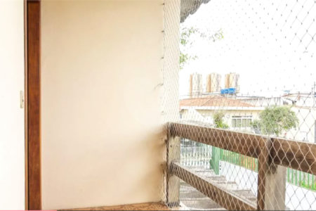 Casa à venda com 4 quartos, sendo 1 suíte, em Vila Tiradentes, São Paulo, SP