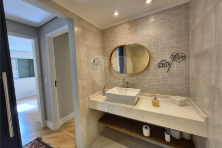 Apartamento à venda com 2 quartos, sendo 1 suíte, em Vila Andrade, São Paulo, SP
