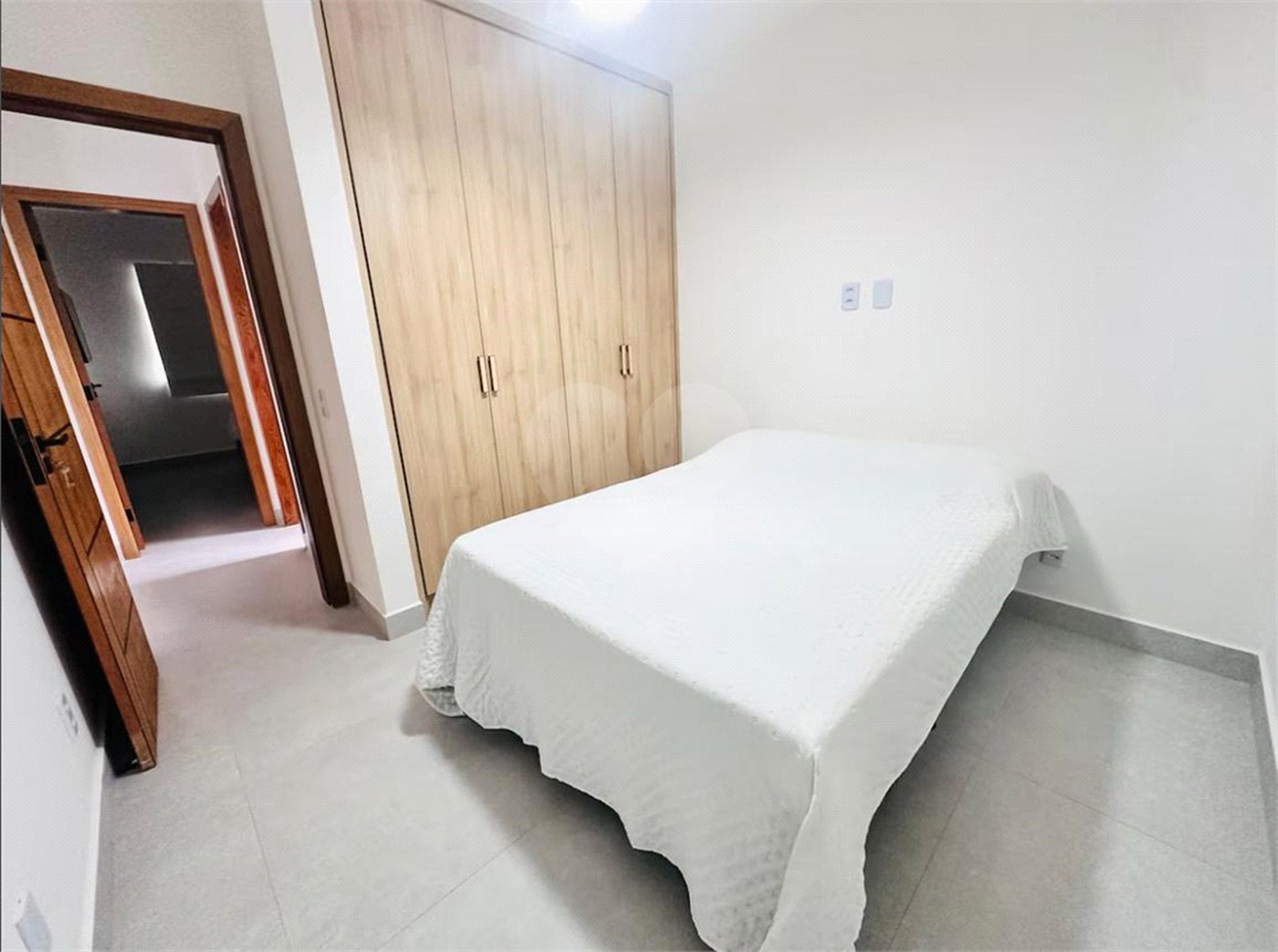 Casa à venda com 6 quartos, sendo 4 suítes,  em Caravelas, Armação dos Búzios, RJ