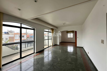 Apartamento à venda ou para alugar com 4 quartos, sendo 3 suítes, no Centro, Atibaia, SP