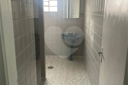 Sobrado à venda com 5 quartos, sendo 1 suíte, em Nova Piraju, São Paulo, SP