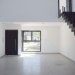 Casa à venda com 4 suítes no condomínio Figueira Garden, Atibaia - SP