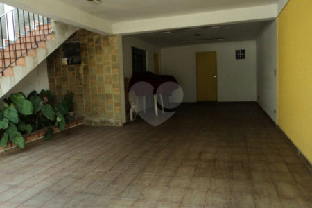 Casa à venda com 3 quartos, sendo 1 suíte, em Jardim Cláudia, São Paulo, SP