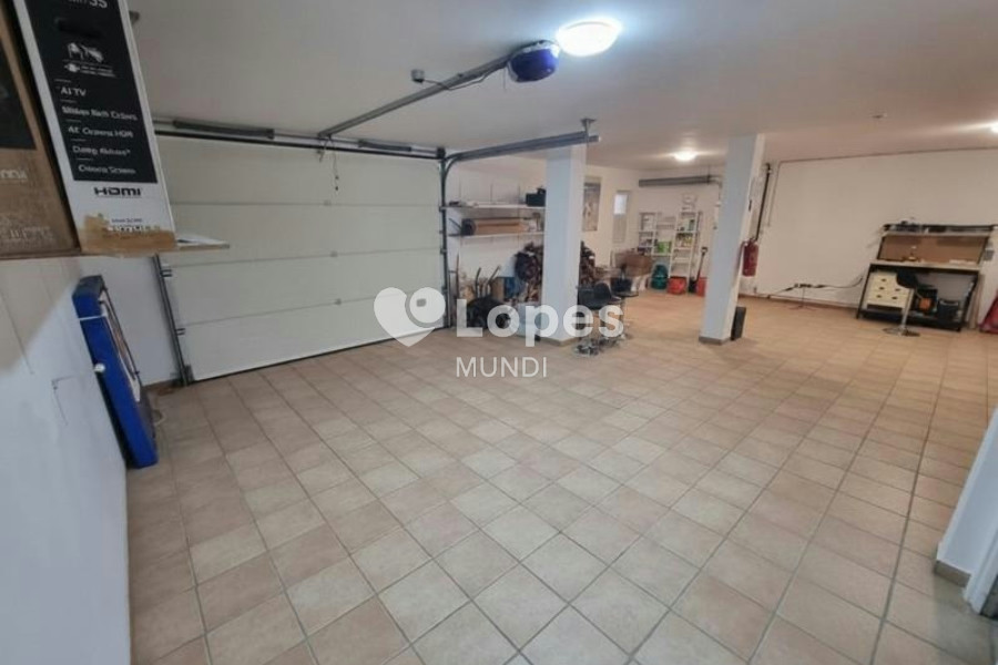 Casa com 4 quartos à venda em Albufeira, Algarve, Portugal – Vista para o mar e piscina