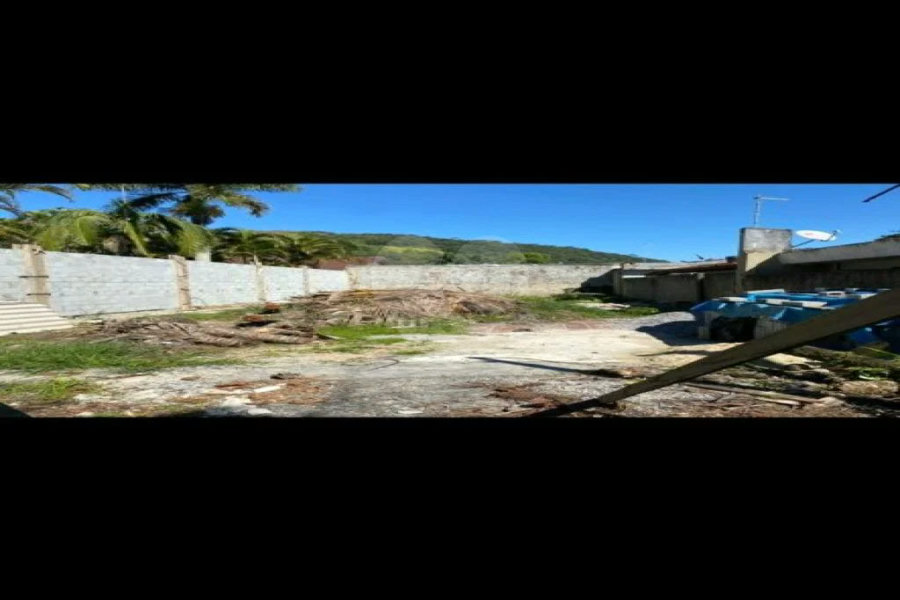Terreno preparado para construção com 300 M2