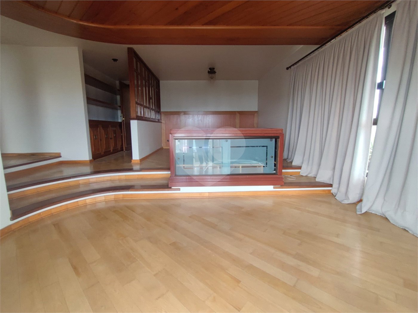 Apartamento à venda com 4 suítes em Moema, São Paulo, SP
