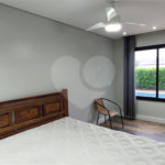 Casa para alugar com 5 quartos, sendo 1 suíte, no condomínio Figueira Garden, Atibaia - SP