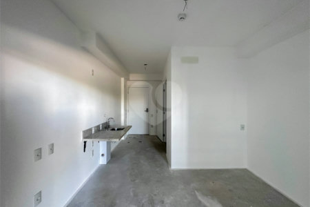Apartamento à venda com 1 quarto em Jardim das Acácias, São Paulo, SP