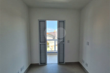 Apartamento à venda com 2 quartos em Vila Mangalot, São Paulo, SP