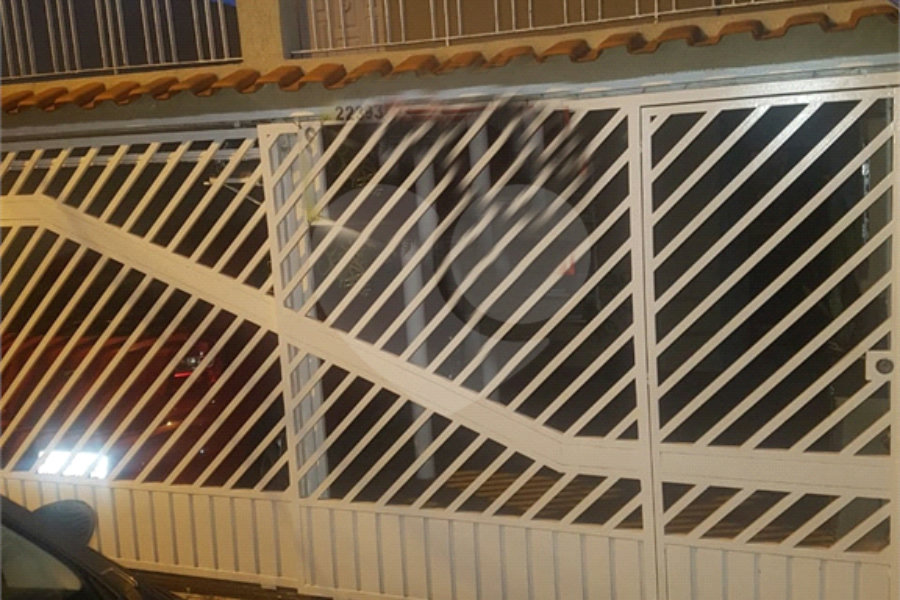 Sobrado à venda com 5 quartos, sendo 2 suítes, em Horto, São Paulo, SP