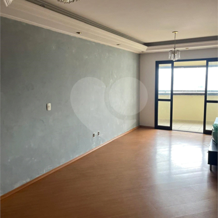 Apartamento para alugar com 3 suítes em Vila Assunção, Santo André, SP