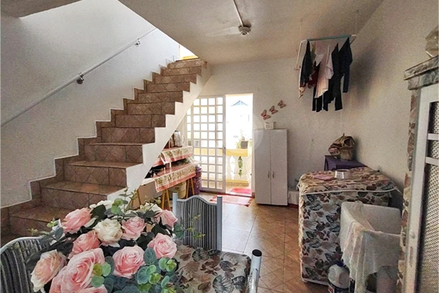 Casa Térrea à venda com 2 quartos em Vila Nivi, São Paulo, SP