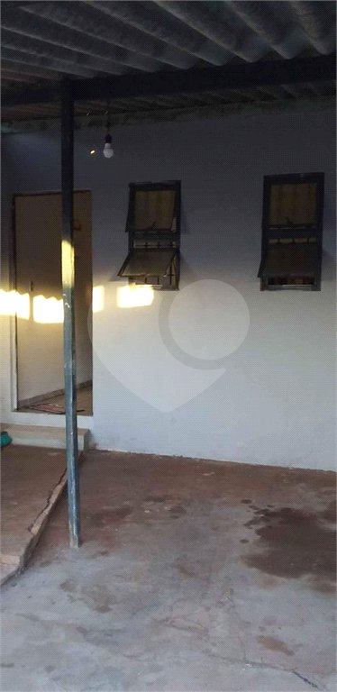 Casa térrea em Araraquara/SP.