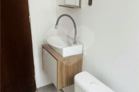 Casa para venda e locação anual com 3 quartos independente em São José em Búzios
