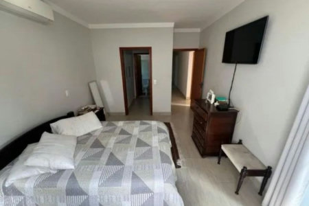 Casa à venda com 3 quartos, sendo 1 suíte, no condomínio Ibiaram 1, Itupeva - SP