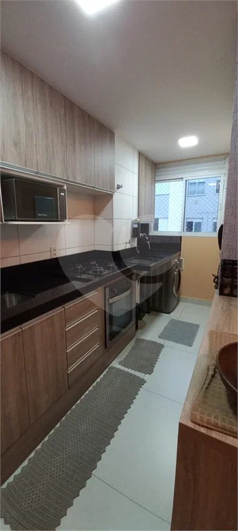 APARTAMENTO A VENDA 2 DORM SENDO 1 SUITE - VAGA DE GARAGEM COBERTA