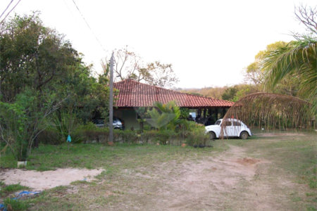 Chácara a venda no Aracê de Santo Antônio .