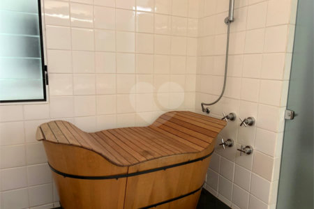 Casa de Vila para alugar com 4 quartos, sendo 1 suíte, em Itaim Bibi, São Paulo, SP