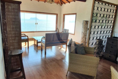 Casa à venda com 4 suítes em Praia Rasa, Armação dos Búzios, RJ