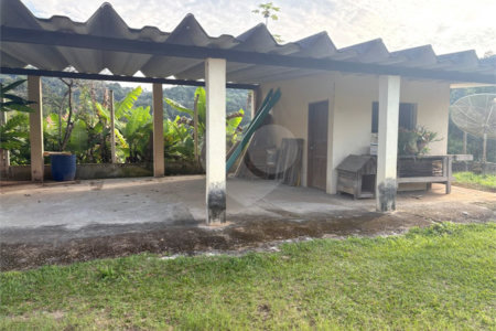 Sítio à venda com 3 quartos, sendo 1 suíte, no Centro, Guararema, SP