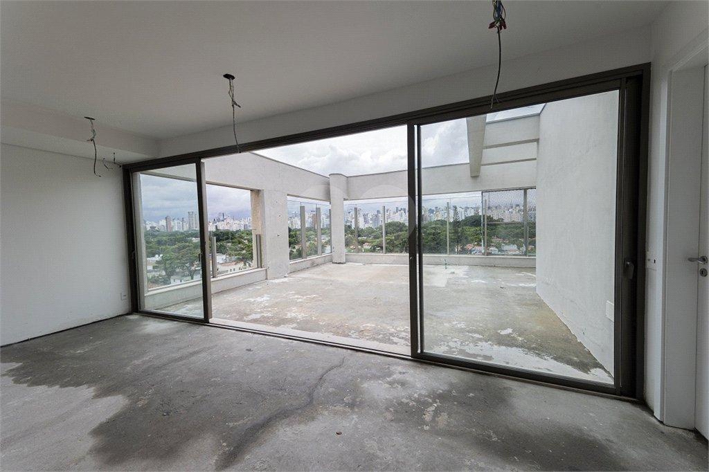 Cobertura à venda com 3 suítes em Jardim América, São Paulo, SP