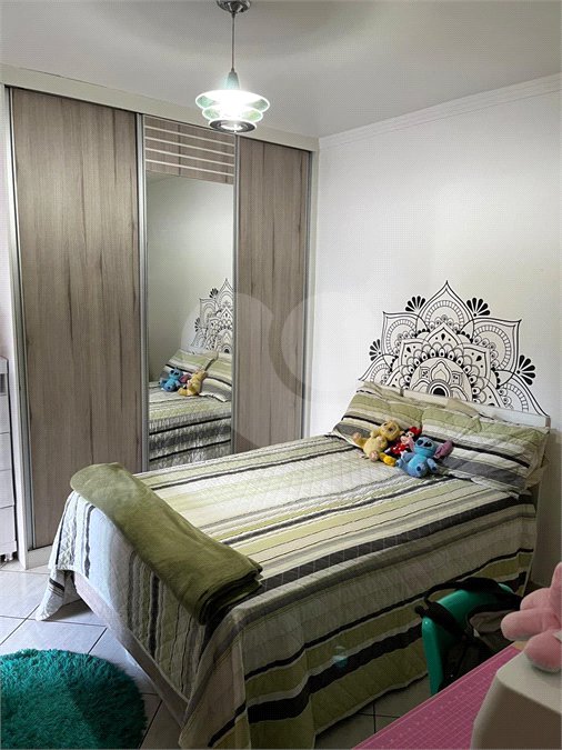 Casa à venda com 3 quartos, sendo 2 suítes, no condomínio Palmas, São Paulo - SP