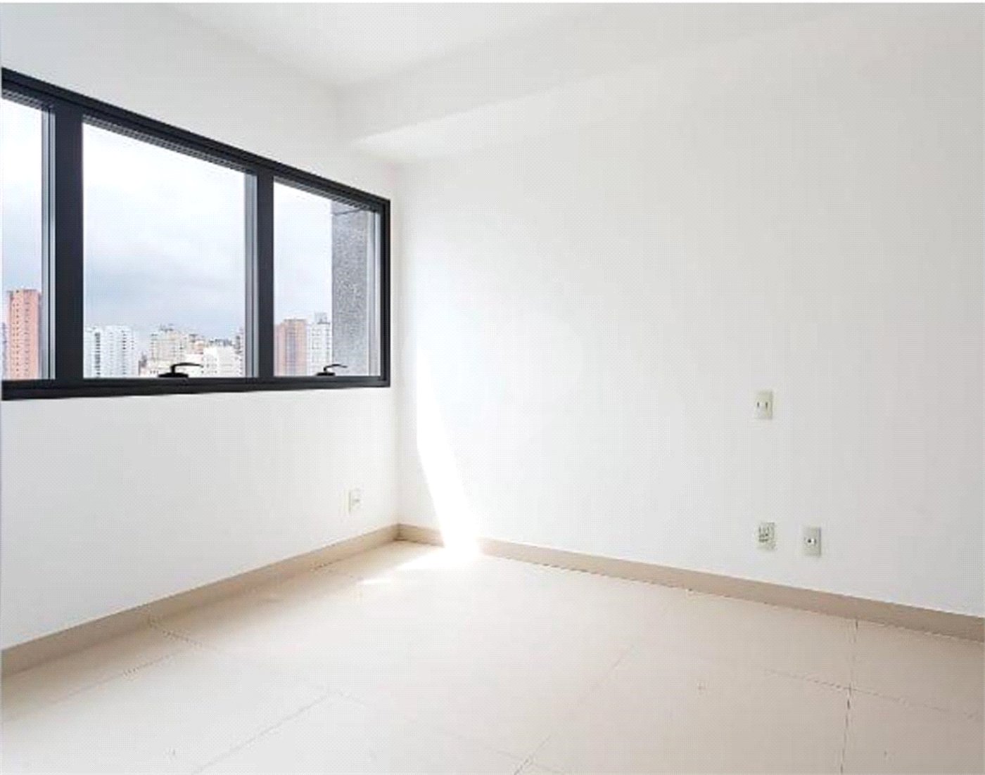 Apartamento à venda com 1 suíte em Indianópolis, São Paulo, SP