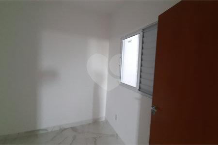 Casa à venda com 2 quartos no condomínio Residencial Luta, São Paulo - SP
