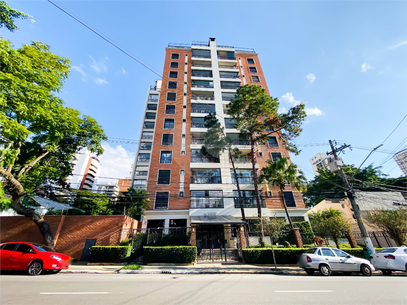 Apartamento à venda com 2 suítes em Campo Belo, São Paulo, SP