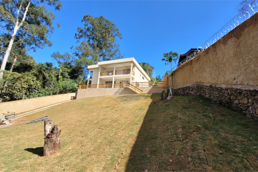 Casa à venda com 4 suítes no condomínio Sausalito, Mairiporã - SP