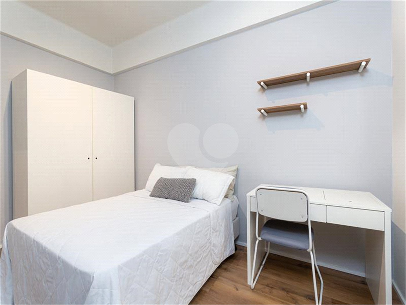 Apartamento à venda com 4 quartos, sendo 1 suíte, em Pinheiros, São Paulo, SP
