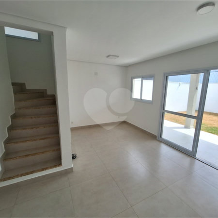 Casa à venda com 3 quartos, sendo 1 suíte, no condomínio Villagio Montalcino, Vinhedo - SP