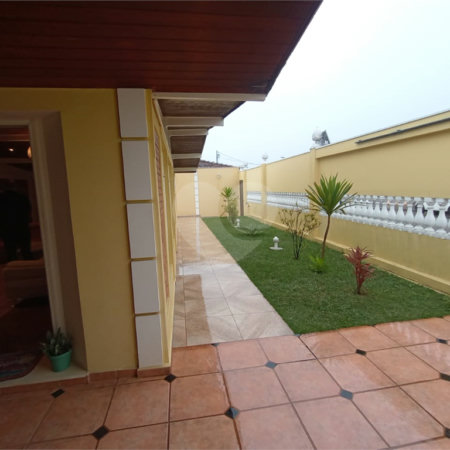 Casa à venda com 4 quartos, sendo 3 suítes,  no Centro, Itapetininga, SP
