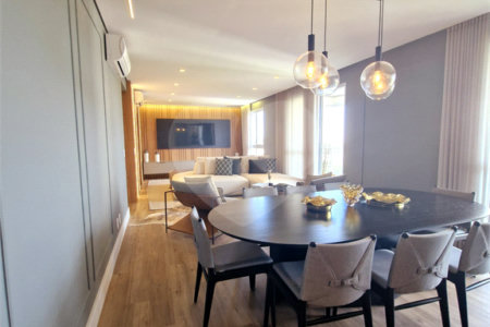 Apartamento à venda com 4 suítes em Vila Embaré, Valinhos, SP