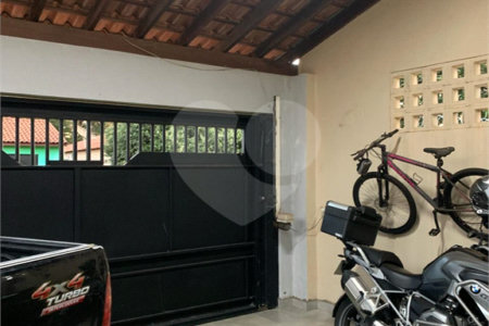 Sobrado à venda com 2 quartos no Centro, Três Lagoas, MS