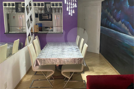 Apartamento à venda com 3 quartos em Vila Suzana, São Paulo, SP