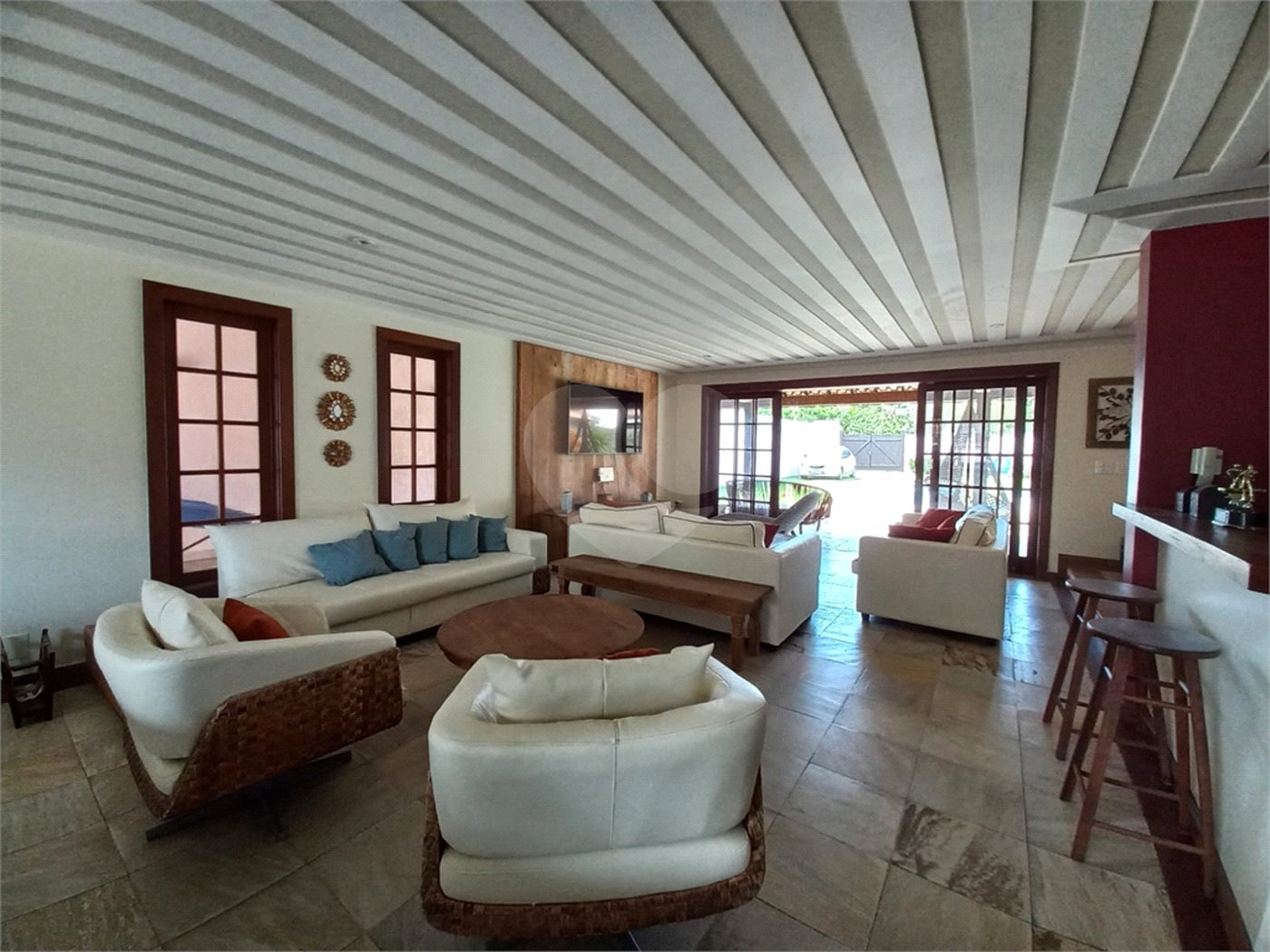 Casa à venda com 4 quartos, sendo 3 suítes,  em Geribá, Armação dos Búzios, RJ