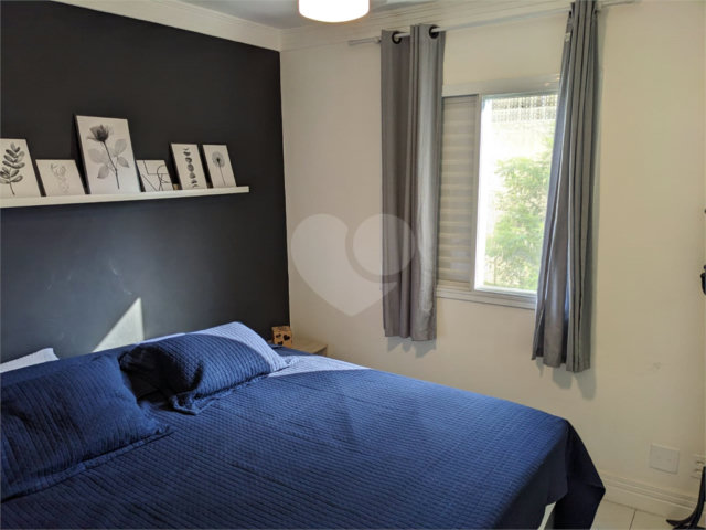 Apartamento à venda com 2 quartos, sendo 1 suíte,  em Jardim Rosa de Franca, Guarulhos, SP