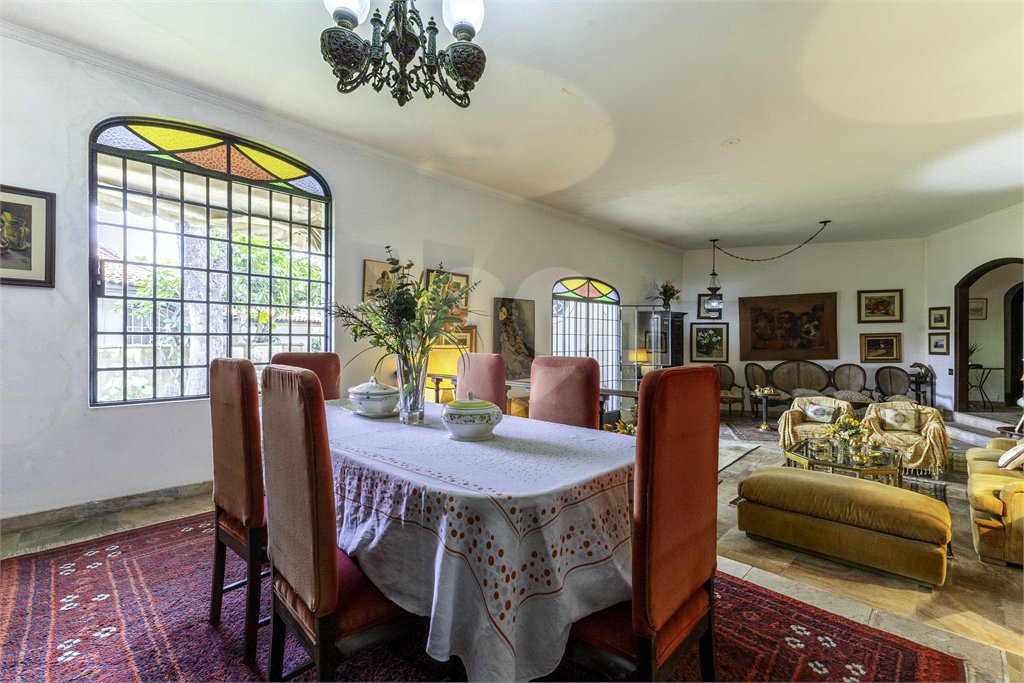 Casa à venda ou para alugar com 4 quartos, sendo 2 suítes, em Jardim Leonor, São Paulo, SP