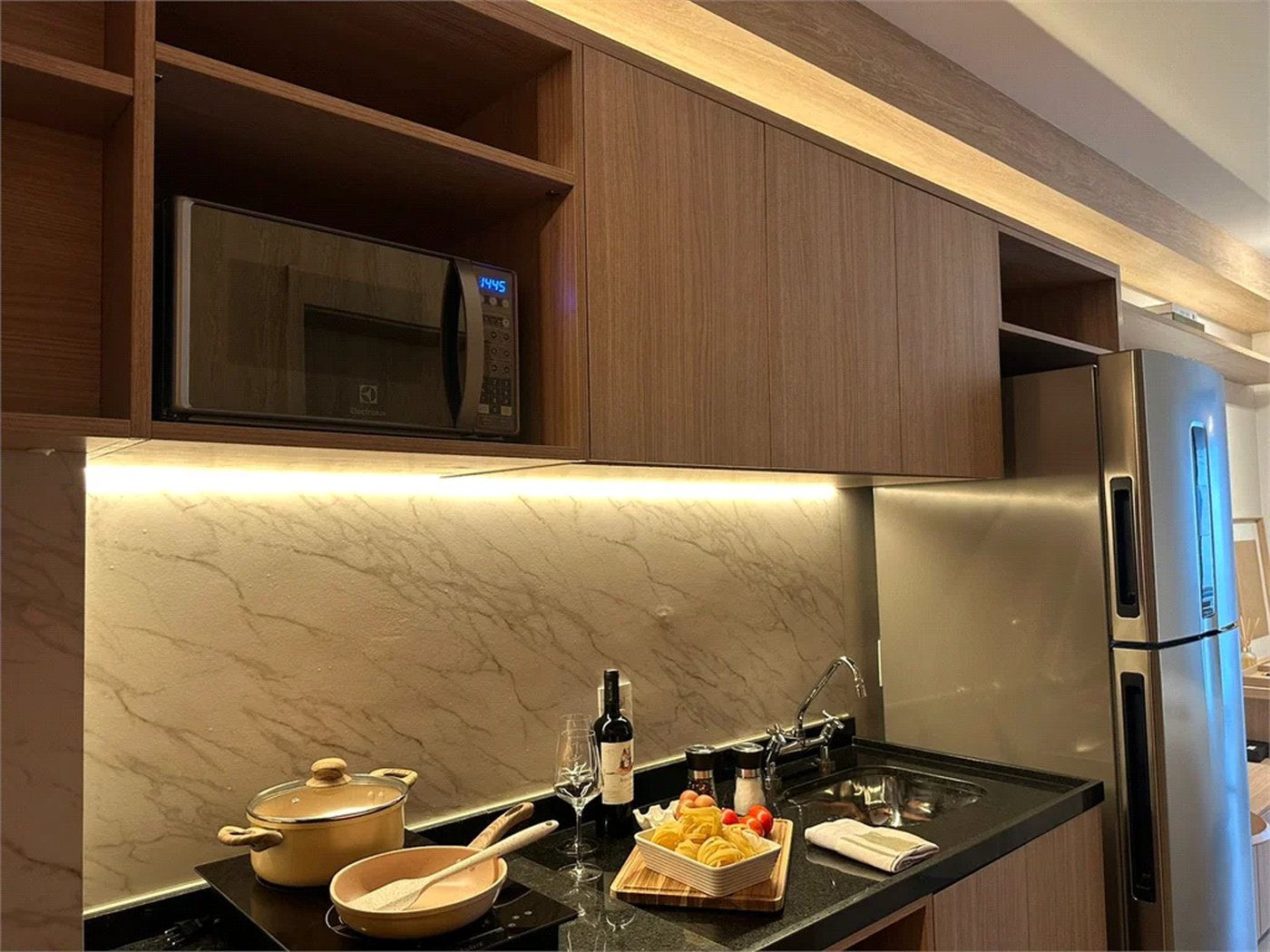 Apartamento à venda ou para alugar com 1 suíte em Pinheiros, São Paulo, SP