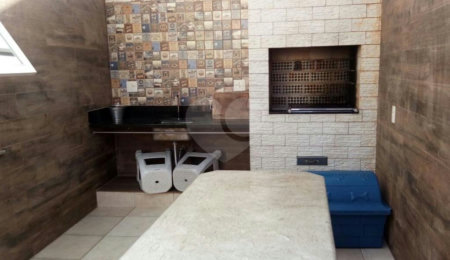 Sobrado à venda com 3 quartos, sendo 1 suíte,  em Horto Florestal, São Paulo, SP