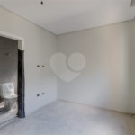 Casa à venda com 4 suítes no condomínio Reserva Robélia, São Paulo - SP
