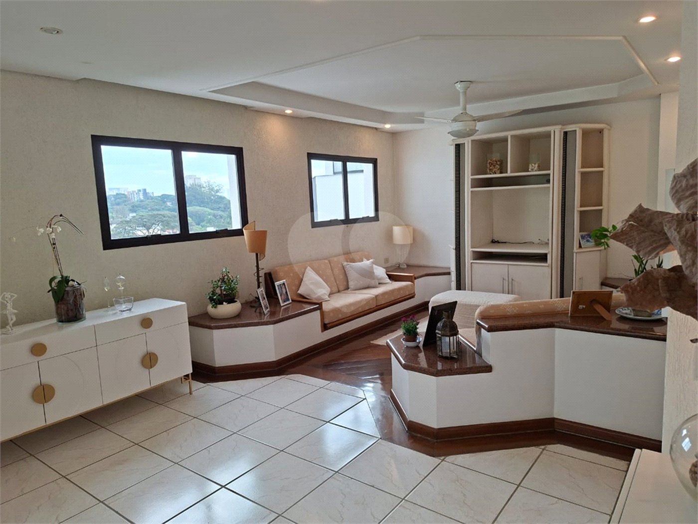 Cobertura à venda com 4 quartos, sendo 3 suítes,  em Vila Progredior, São Paulo, SP