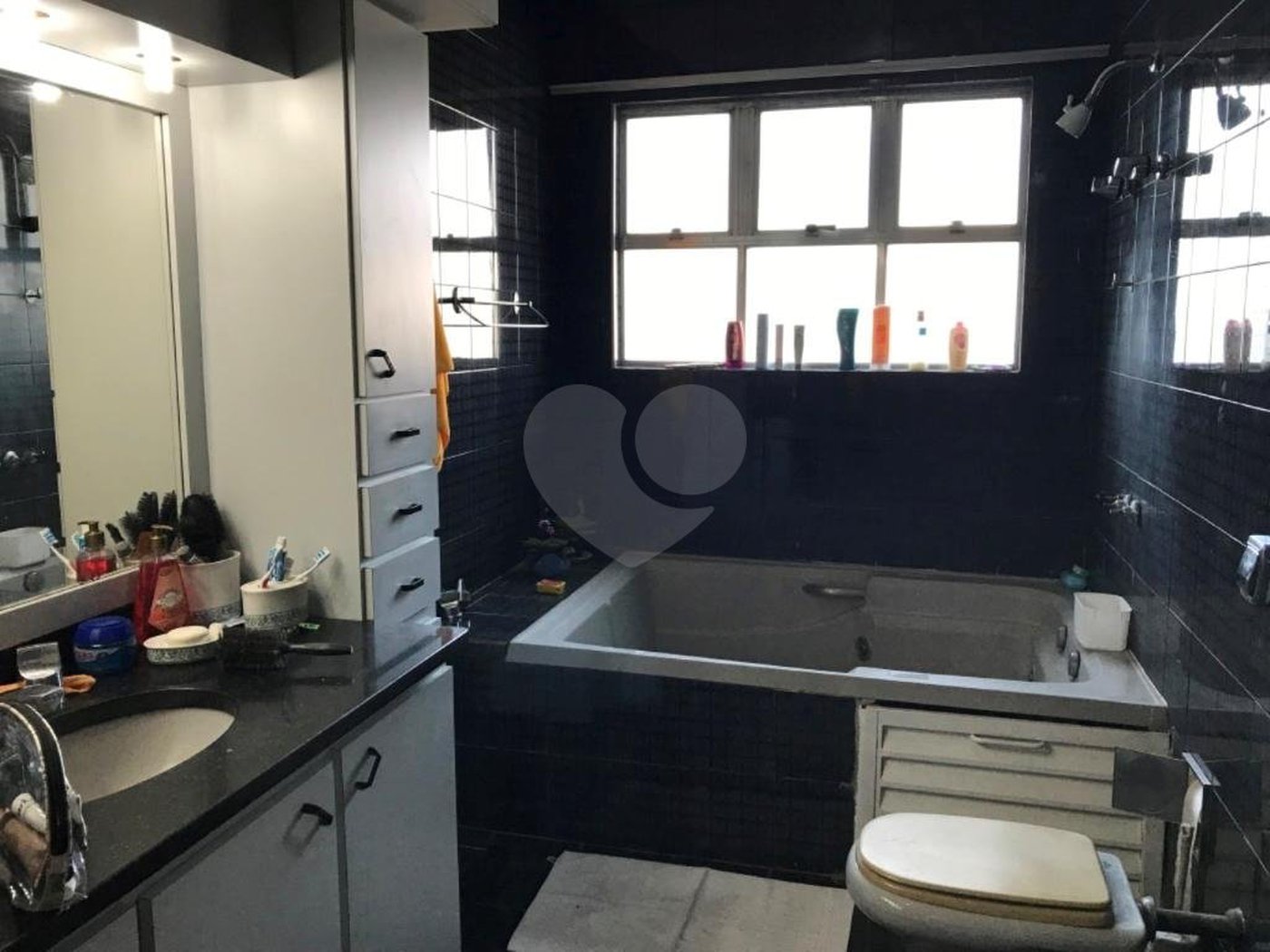 Sobrado à venda com 5 quartos, sendo 1 suíte, em Santa Teresinha, São Paulo, SP