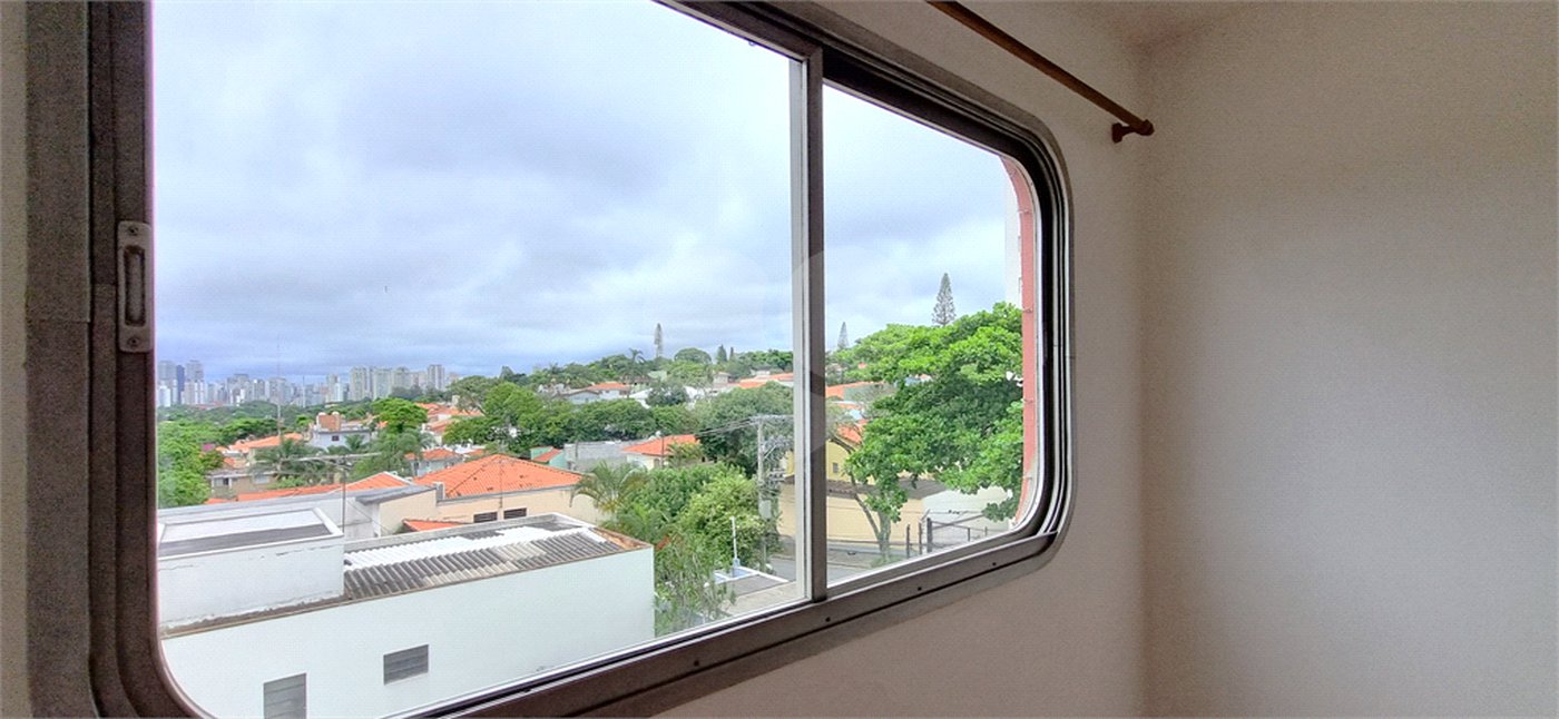 Apartamento à venda com 1 suíte em Vila Alexandria, São Paulo, SP