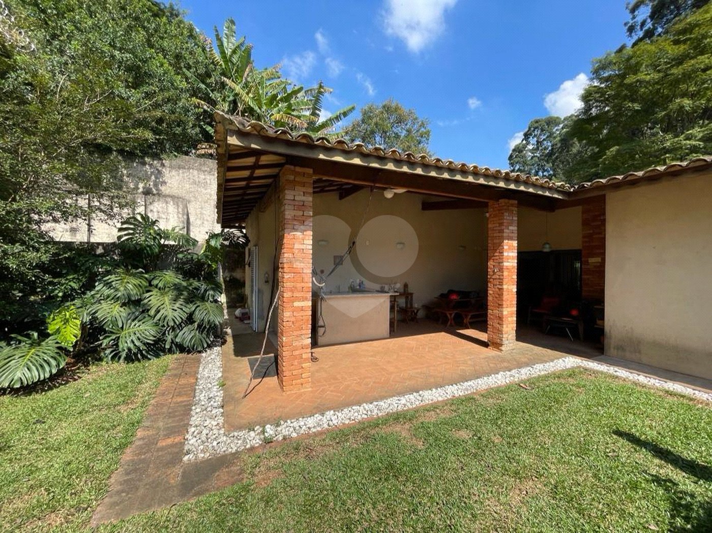 Casa à venda com 4 quartos, sendo 1 suíte, em Vila Morumbi, São Paulo, SP